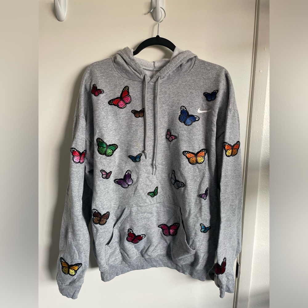 “NIKE” Buttefly patch hoodie (screen printed check)